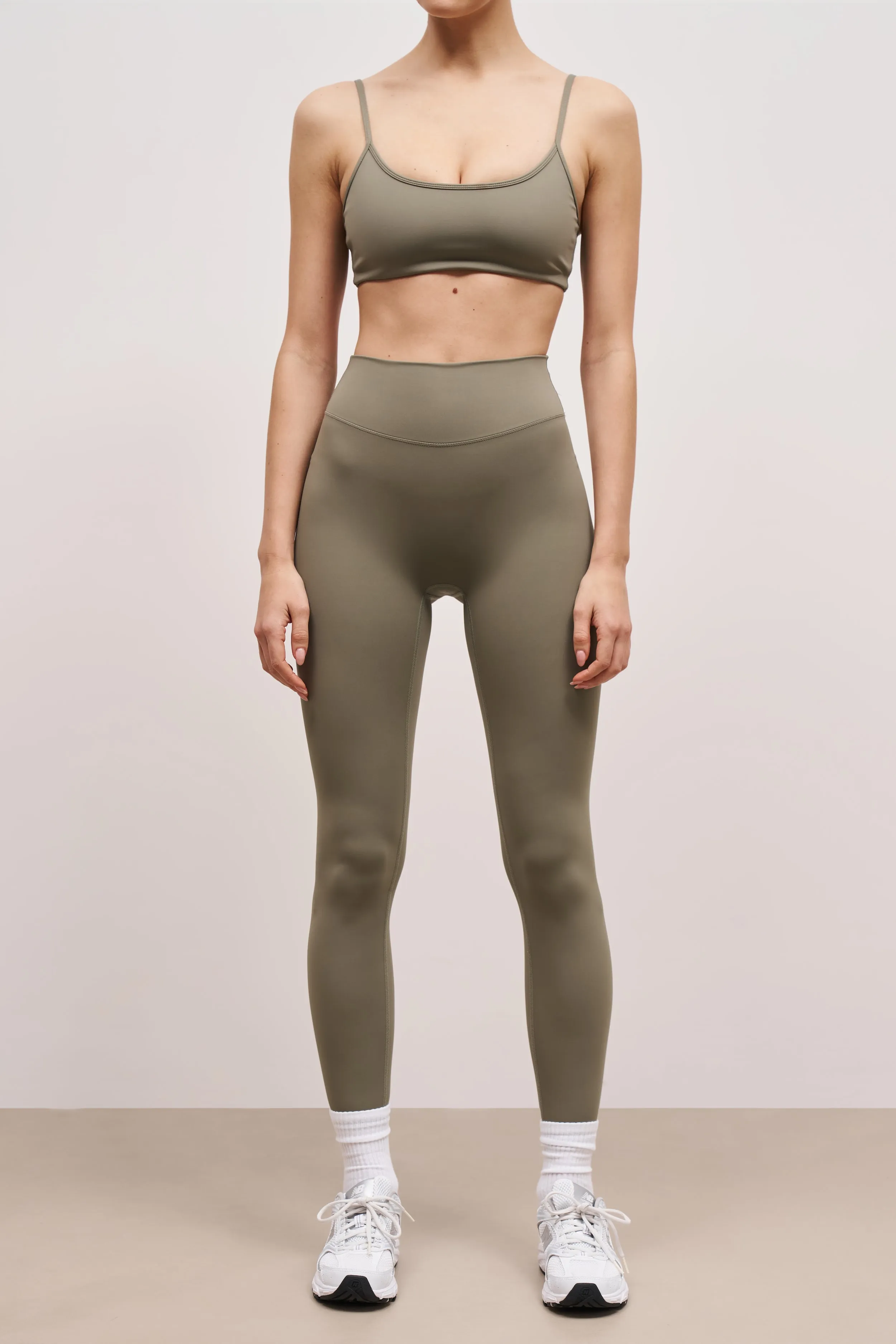 Base Sculpting Leggings - Olive