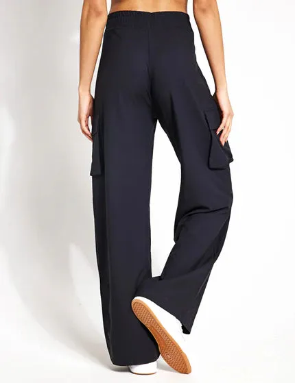 Beyond Yoga City Chic Trousers Pants in Black