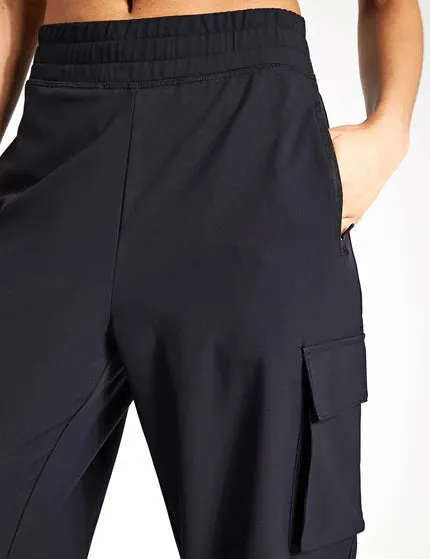 Beyond Yoga City Chic Trousers Pants in Black