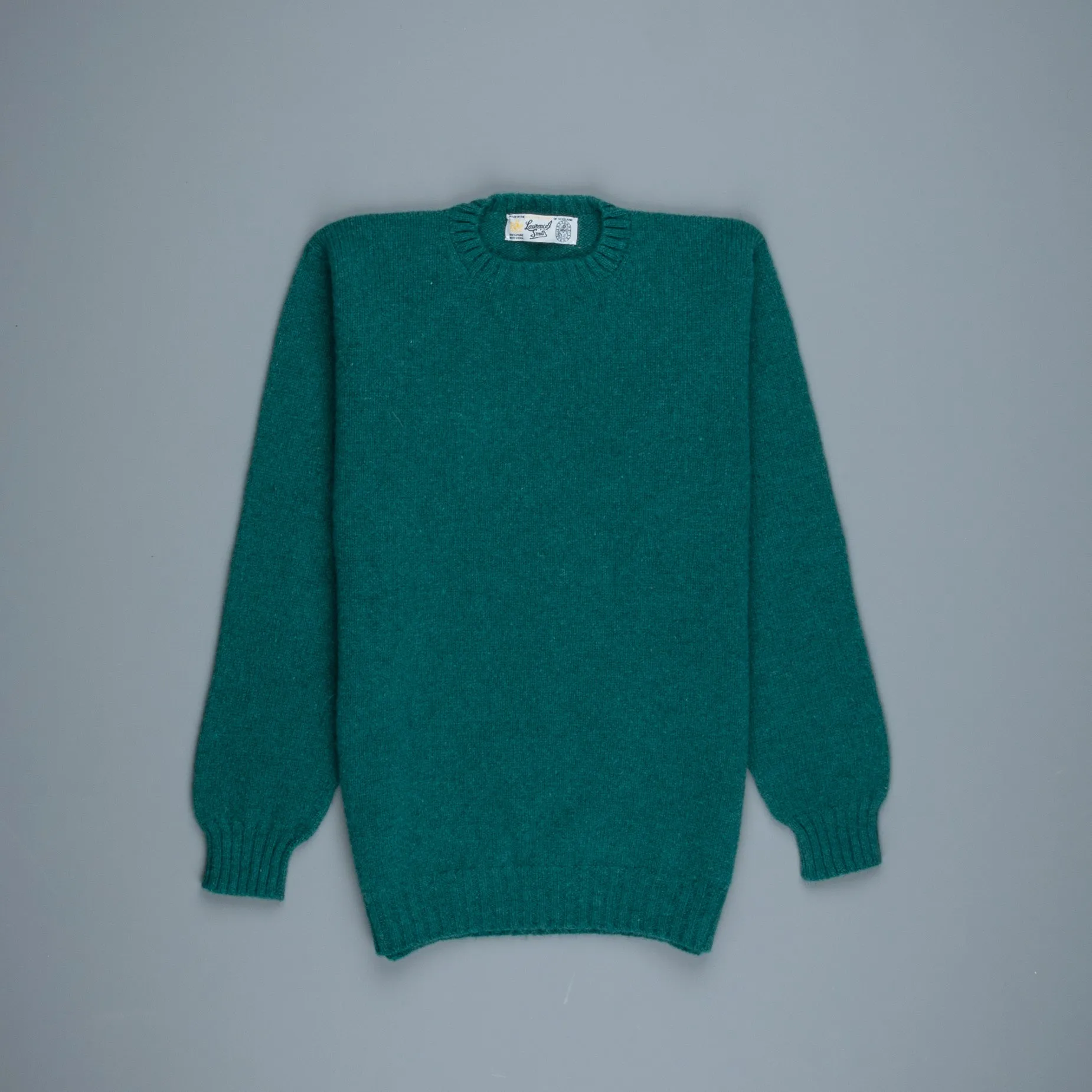 Laurence J. Smith Super soft Seamless Crew Neck Pullover Forest Sheen