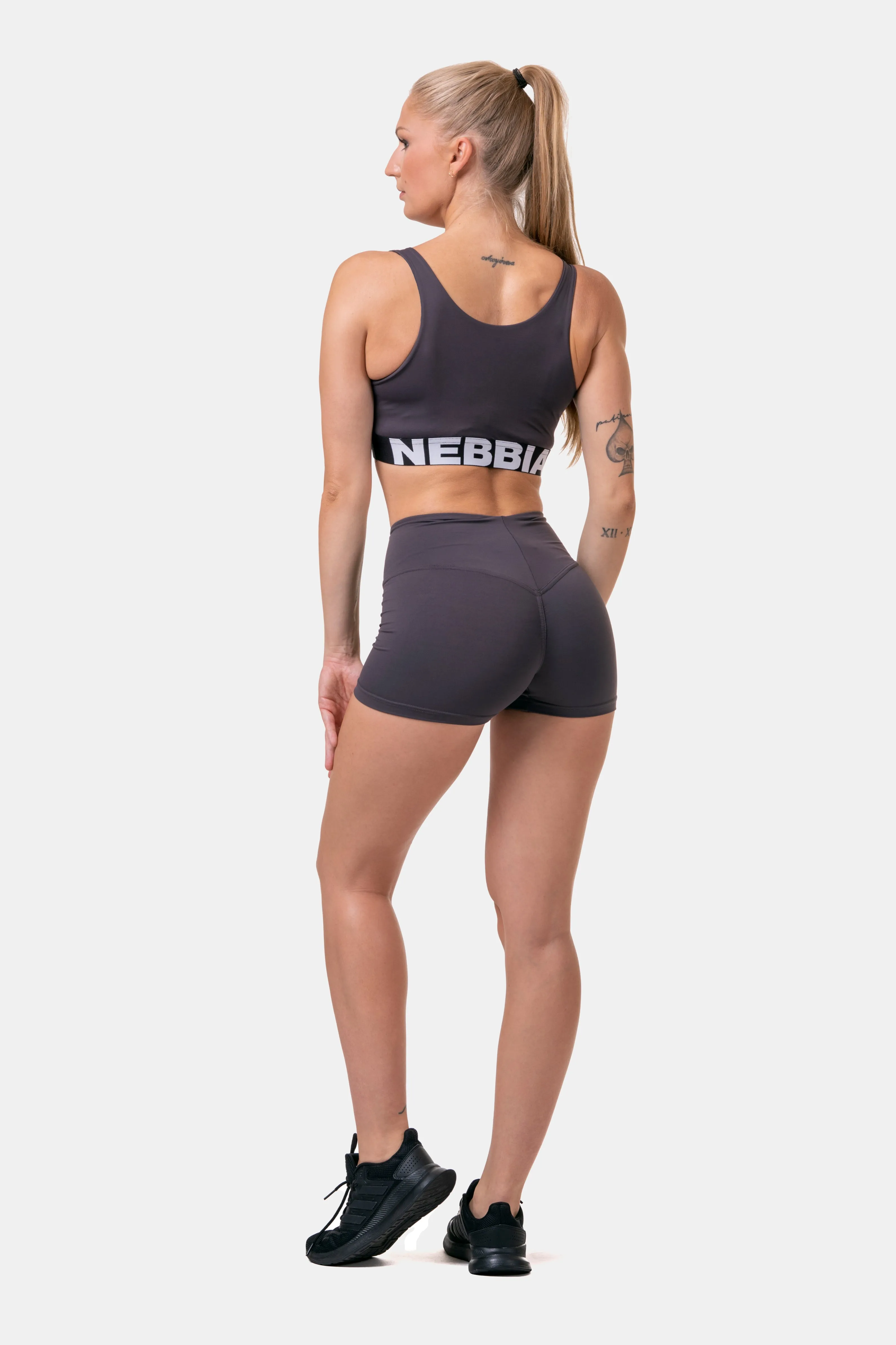 NEBBIA Classic HERO High Waist Shorts 582