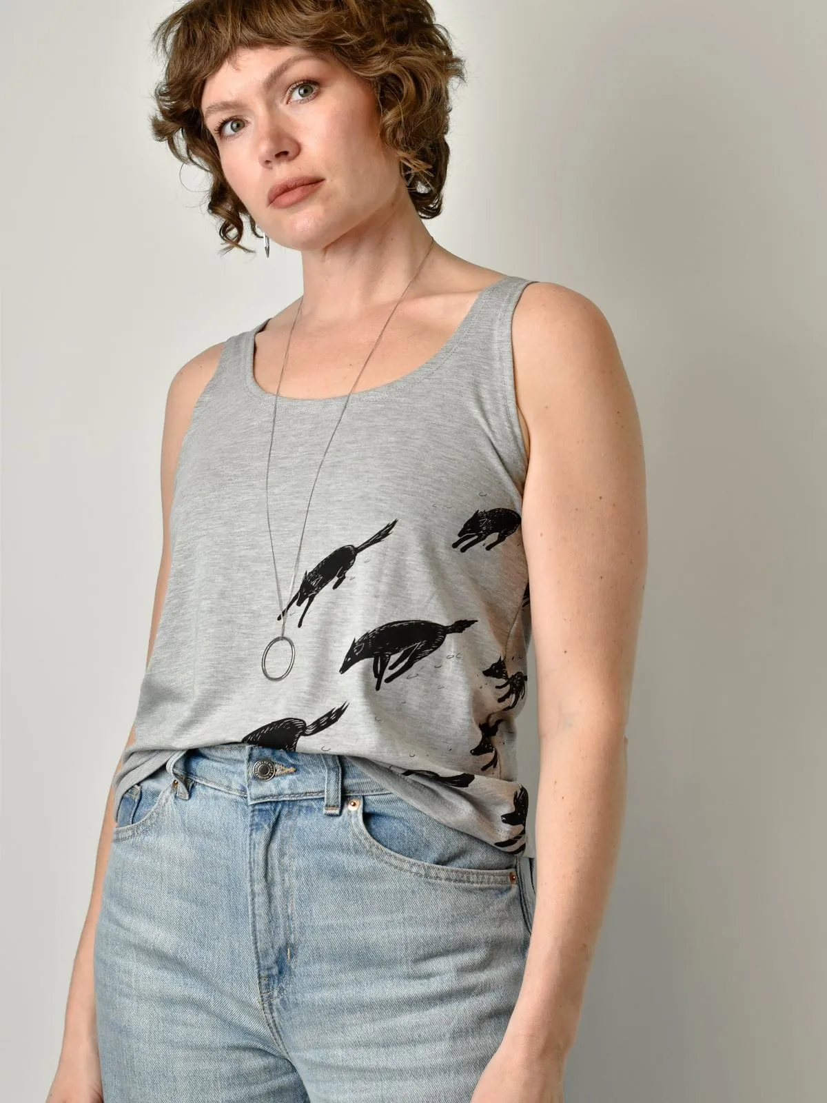 Shorty Tank - Grey Wolves