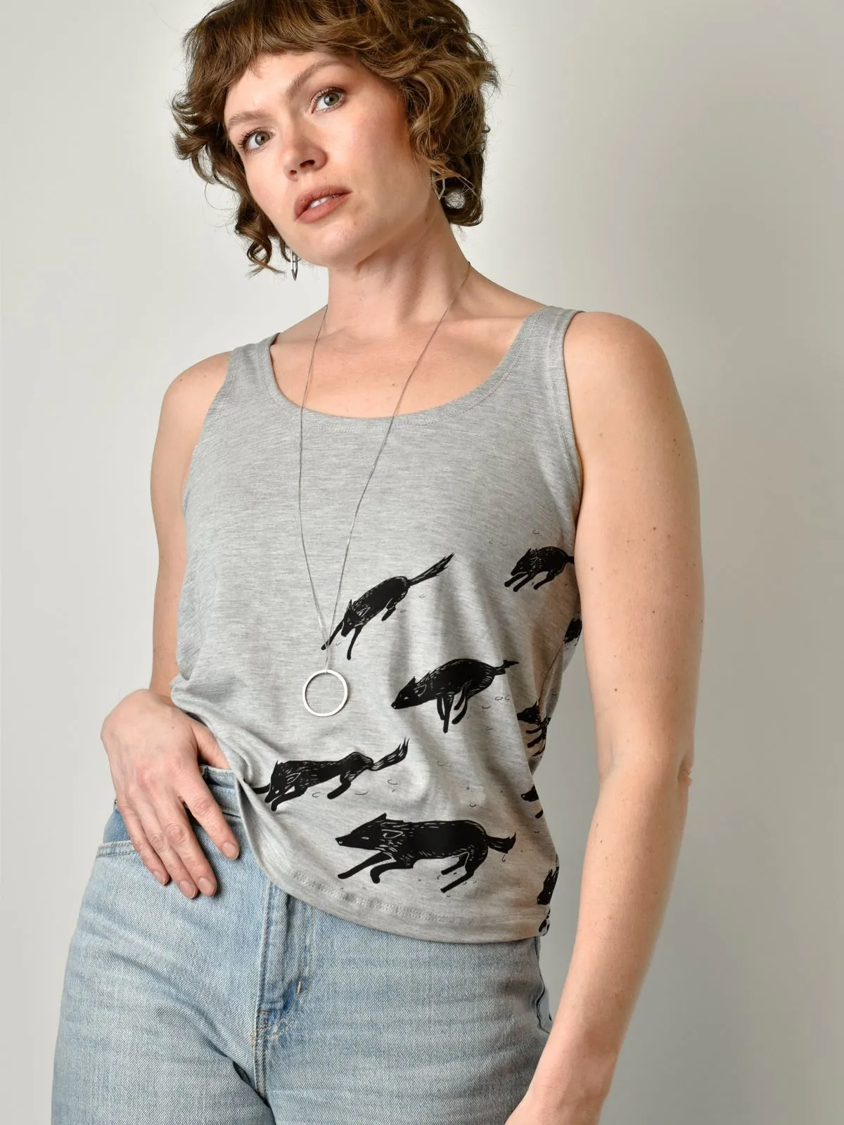 Shorty Tank - Grey Wolves