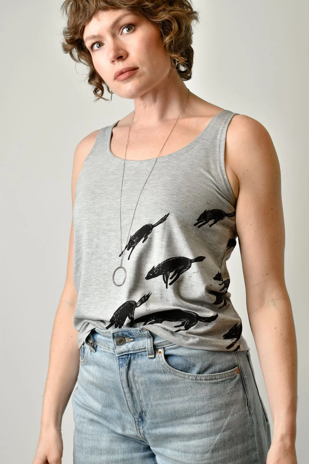 Shorty Tank - Grey Wolves