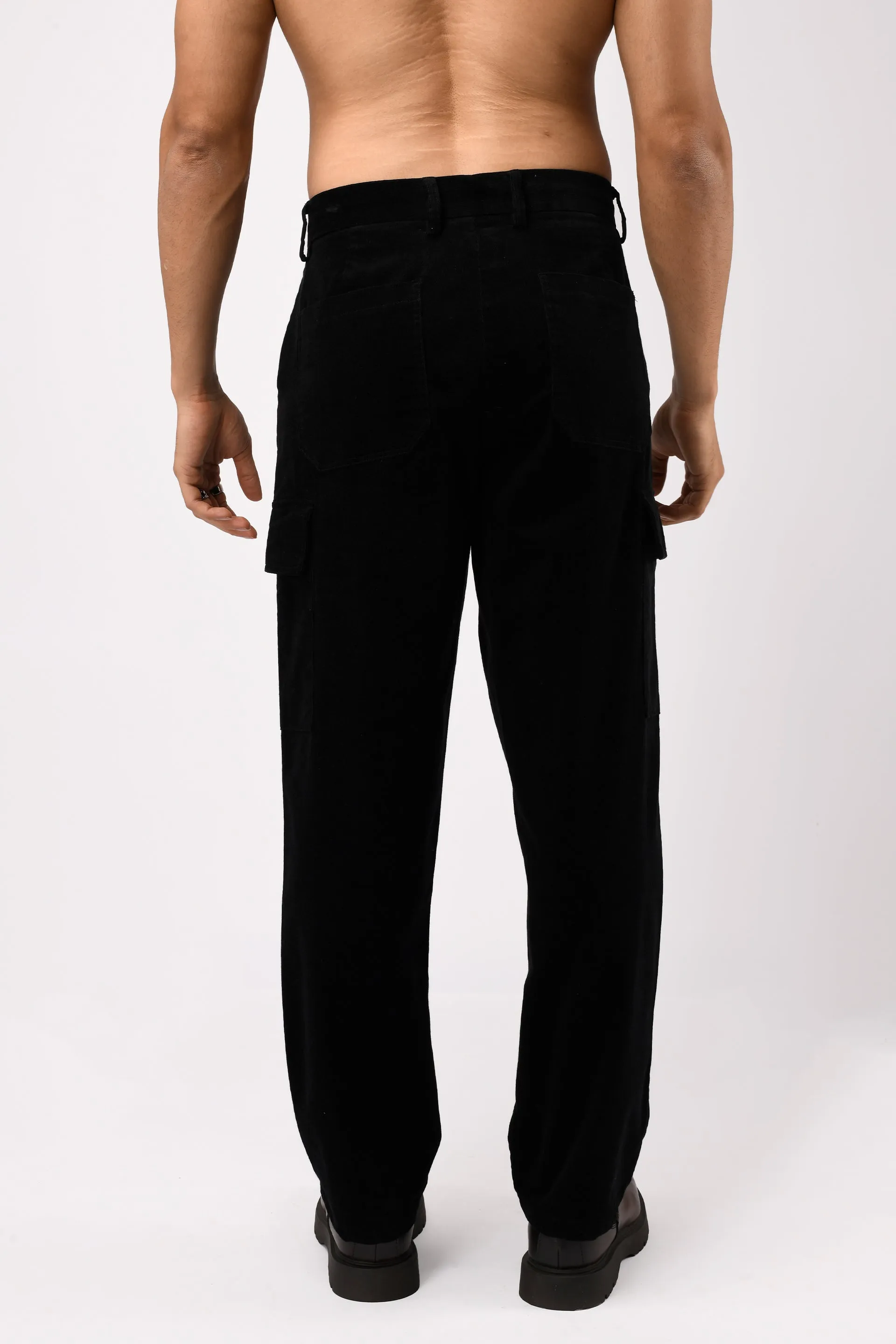 SOFT CORDUROY RELAXED CARGO PANTS IN BLACK