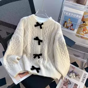 Sweetie Bow Buttons Delicate Cardigan