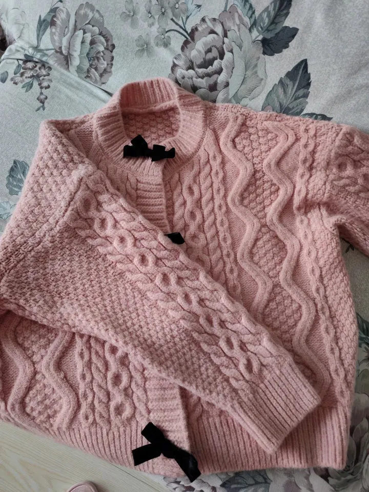 Sweetie Bow Buttons Delicate Cardigan